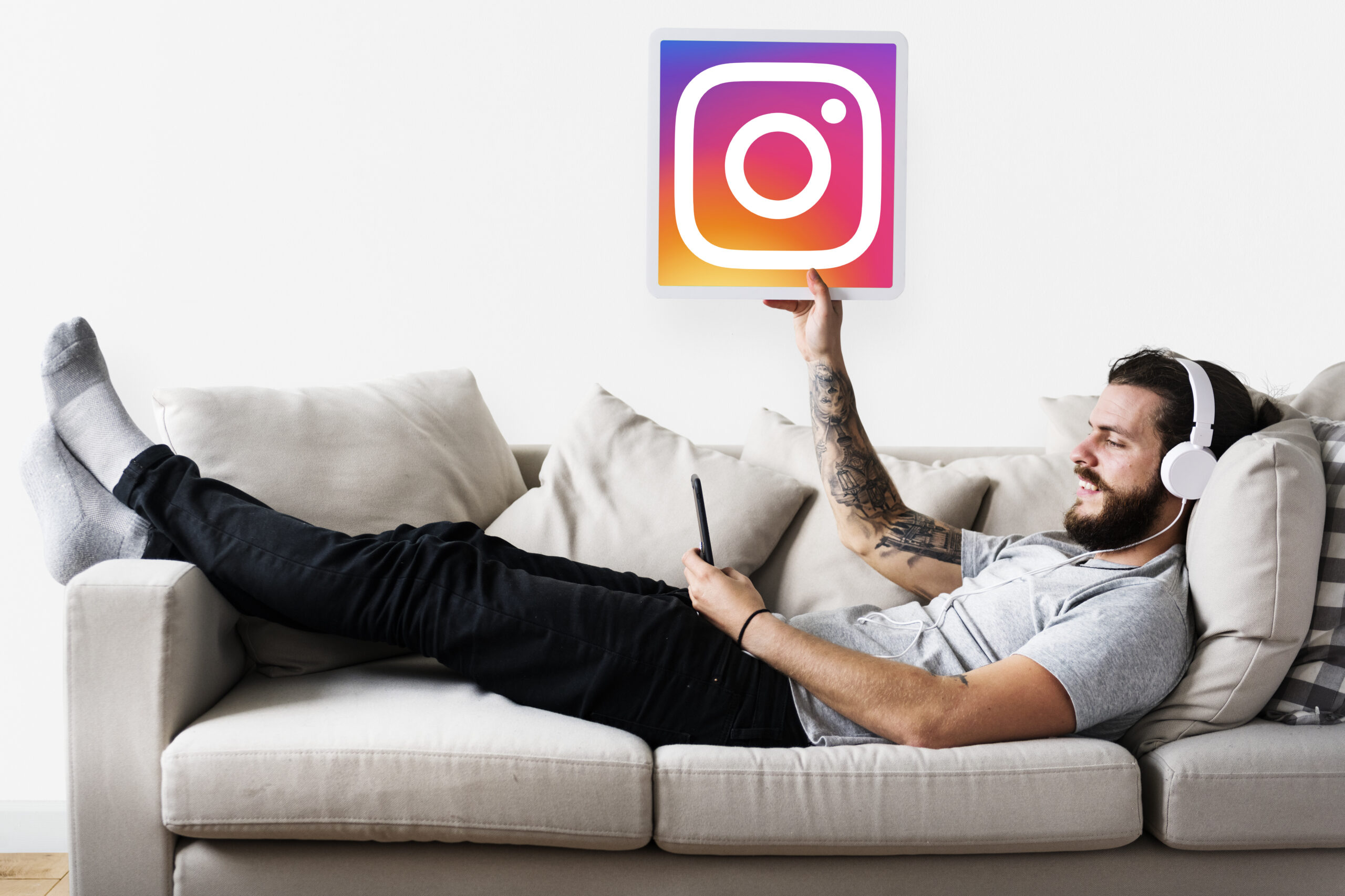 The Ultimate Guide to Picnob: Instagram Viewer and Downloader
